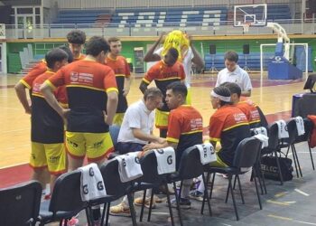 Español cae como local y sigue en el fondo de la tabla en la LNB1