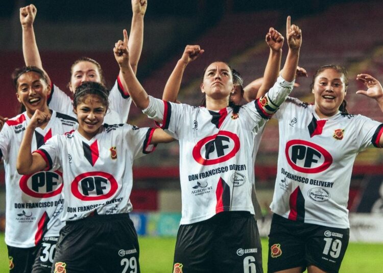 ¡Tremendas!: Rangers Femenino ganó a las punteras con una menos y de visita