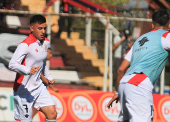 Curicanos se aferran a cambiar su localía tras el partido de este viernes