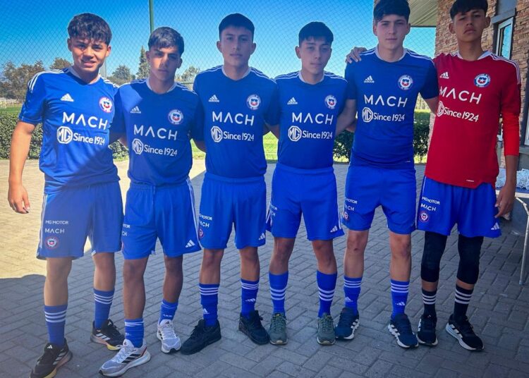 Jugadores del fútbol joven de Rangers fueron convocados a microciclo de la Roja