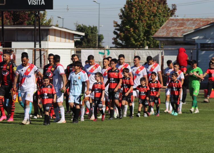 Ponce sorprende con la convocatoria de canteranos ante irregular presente