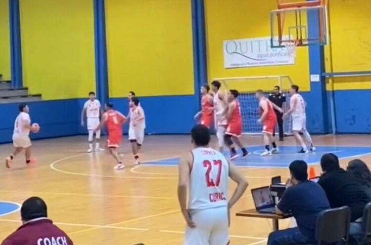 Constitución cayó en su visita a Curicó por la Liga Dos de básquetbol