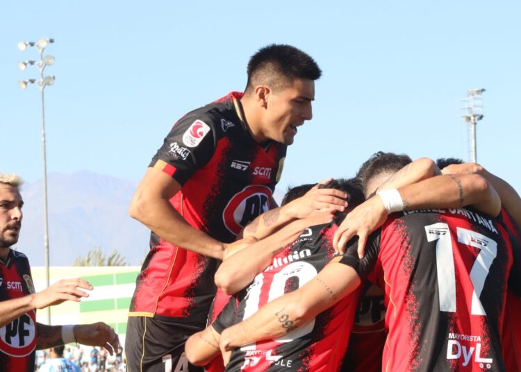 Rangers recupera a jugadores importantes para enfrentar a Temuco en Linares