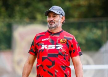 Ponce tras empate: “Llevan, lamentablemente, 11 años en la B, eso te va diciendo cosas”