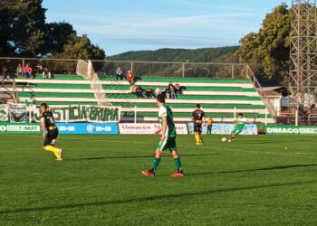 Conti Unido sumó su primera victoria y fue en casa