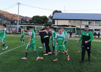 Conti Unido festejó en el último suspiro para volver a sumar de a tres en la Tercera A