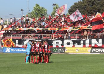 Otro desgarro en Rangers: Suman y siguen los lesionados que ya son tres