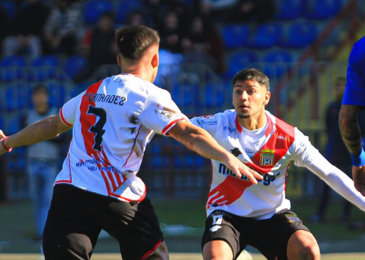 Curicó Unido sorprendió a la U y toma ventaja en la Copa Chile