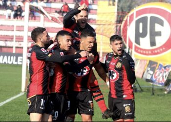 Probable oncena: El equipo que preparó Durán para conseguir la primera victoria en su era