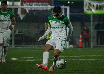 Conti enfrenta a rival directo para salir de complicada posición en la Tercera División