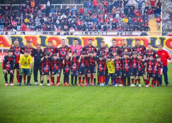 Las negociaciones que mantiene el Rojinegro para concretar sus fichajes