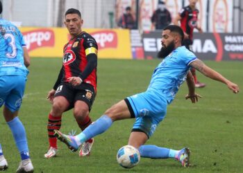 Rangers intensifica su preparación con dobles turnos, pero mercado de fichajes sigue trabado