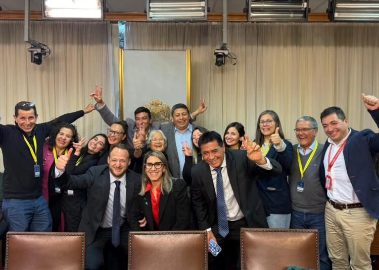 Newcom busca reconocimiento oficial: Talquinos exponen en el Congreso