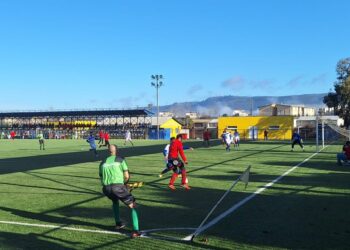 Rangers prepara modificaciones y se adapta al sintético de Quillota