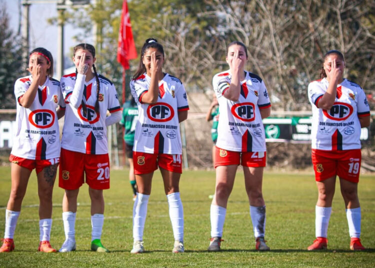 Rojinegras dan el golpe y vencen a las puntera de su grupo en el torneo de Ascenso