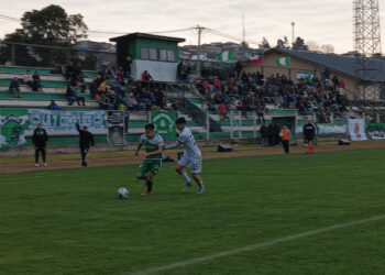 Constitución no logra despegar y solo iguala en casa