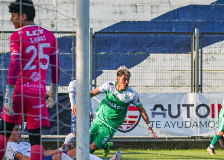 Constitución Unido visita a Mejillones con la urgencia de sumar de a tres