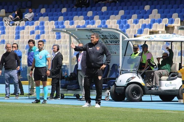 Ex DT de Rangers asume como nuevo DT de Curicó Unido