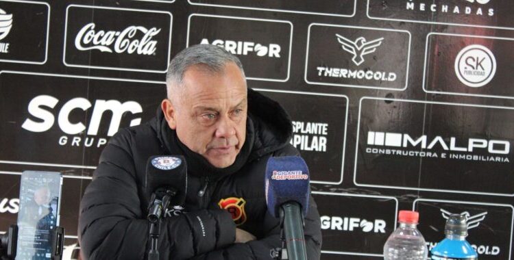 Durán y refuerzo: “Lo del tercer fichaje lo veremos, lo que tenemos me tiene tranquilo”