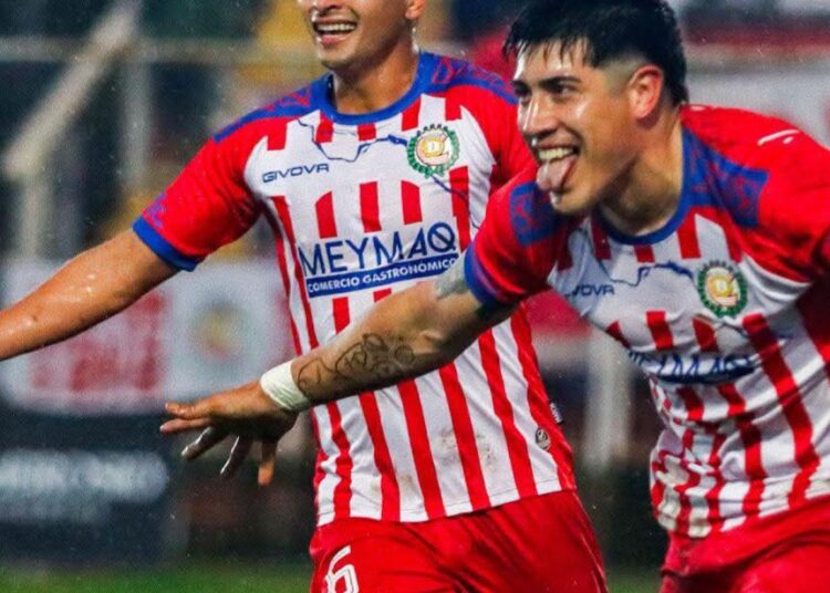 Cristian Duma dejaría Deportes Linares para ir a equipo de la Primera B
