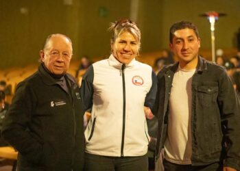 Charla reunió a figuras del deporte y a la comunidad de San Clemente