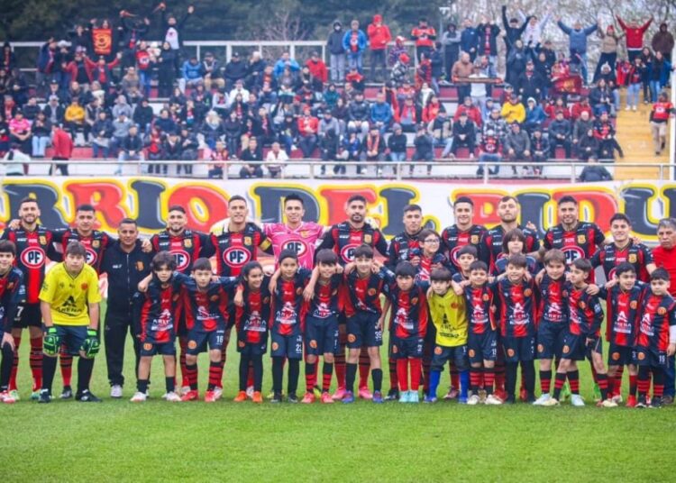 Jugador de Rangers entre algodones y será evaluado en la previa al cotejo con el Chago