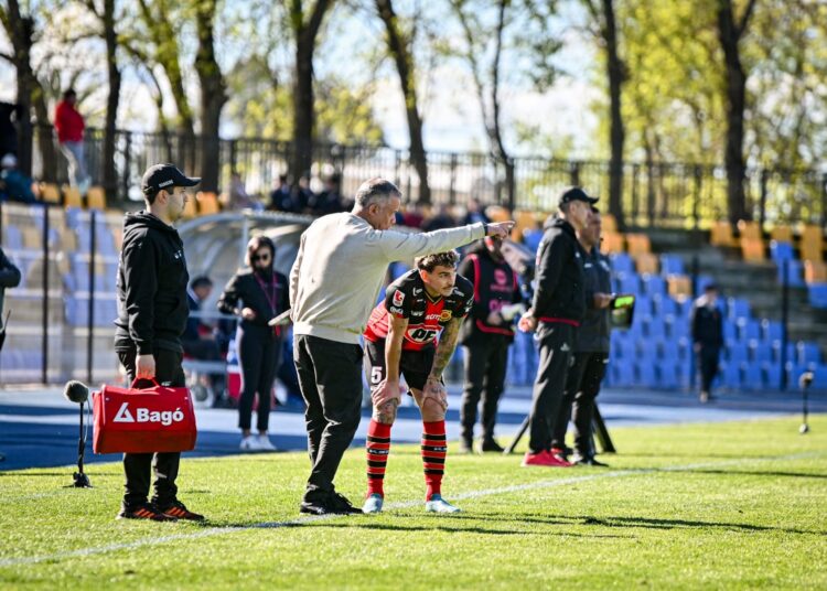 Erwin Durán y Wanderers: “Puede que variemos nuestra forma de jugar”
