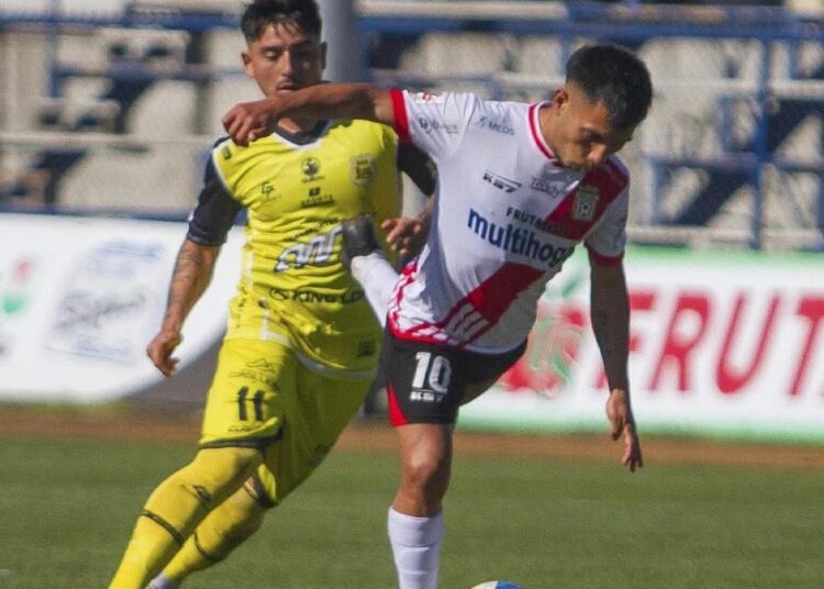 Fantasma del descenso comienza a rondar en Curicó Unido luego de otra derrota