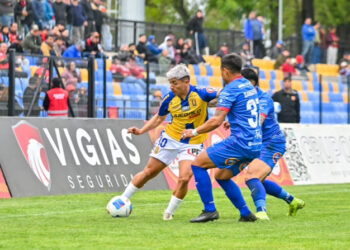 Rangers continúa sin ganar como local y crece la frustración de la hinchada