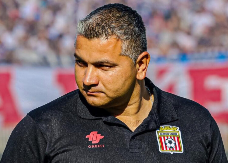 Inminente llegada de emblemático de Curicó Unido a su banca