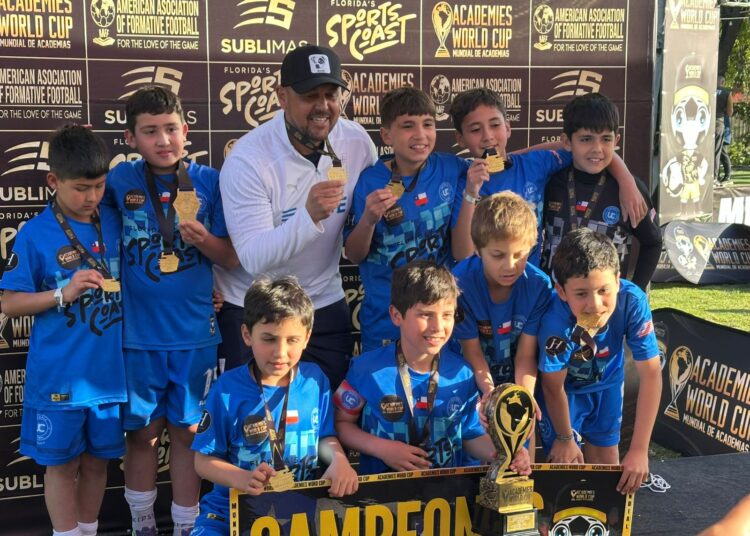 Talquinos fueron campeones en la World Academy Cup y representarán a Chile en Mundial de fútbol en EE.UU.