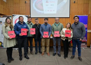 Talca da el puntapié inicial a la Feria del Libro del Deporte