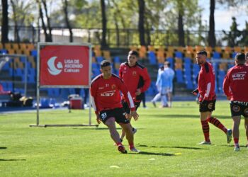 Jugadores ofensivos quedarían fuera de citación en Rangers por decisión técnica