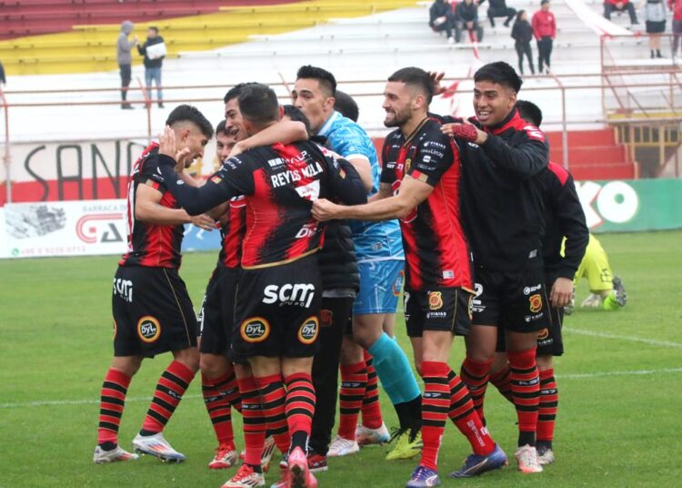 Jugadores se despidirían de Rangers a falta de firmar su finiquito