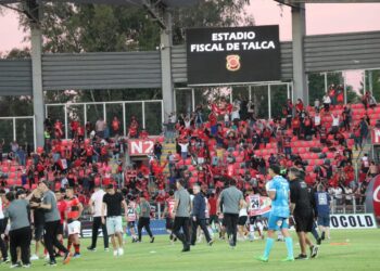 ¿Hay promociones?: Rangers regresa al Estadio Fiscal tras meses jugando fuera de Talca