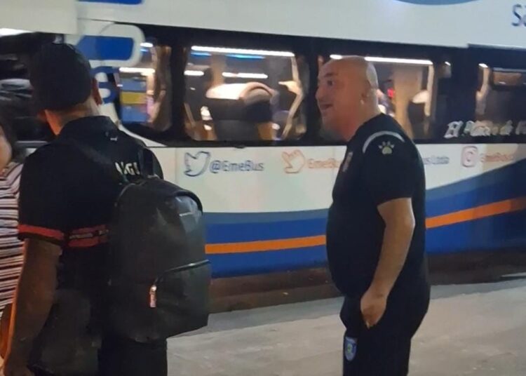 Tensión en el Fiscal: cruce entre DT de Concepción y jugador de Rangers marcó el cierre del partido