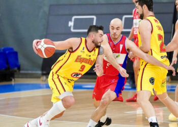 Español de Talca perdió con claridad ante Universidad Católica en la Liga de Transición