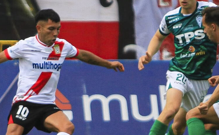 Curicó Unido consiguió un triunfo que puede valer su permanencia en la B