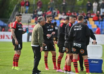 Rangers sigue alistando el regreso a la competencia ante Deportes Temuco