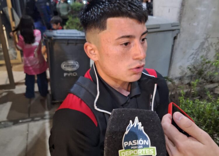 Javier Araya: “Quiero continuar siendo un aporte para el equipo”