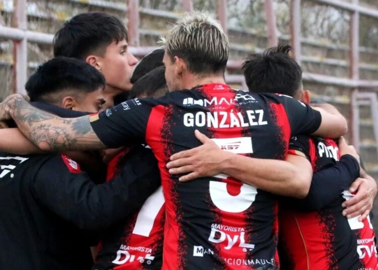 Extensa lista: Partió el éxodo en Rangers y serían muy pocos los que interesarían para seguir