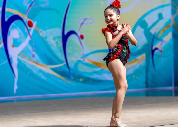 María Jesús Rodríguez Pulgar se instala entre las mejores del país en su año debut en la gimnasia rítmica
