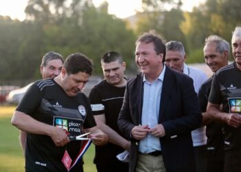 Aurora de Chile cortó la cinta para celebrar reapertura de su estadio con jornada llena de figuras