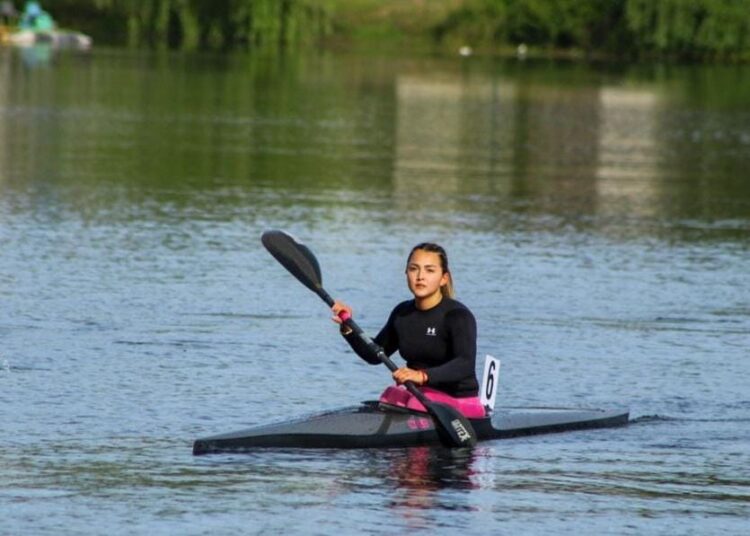 Agustina Díaz Rebolledo rematará el 2025 en el Nacional de Canotaje en Colbún