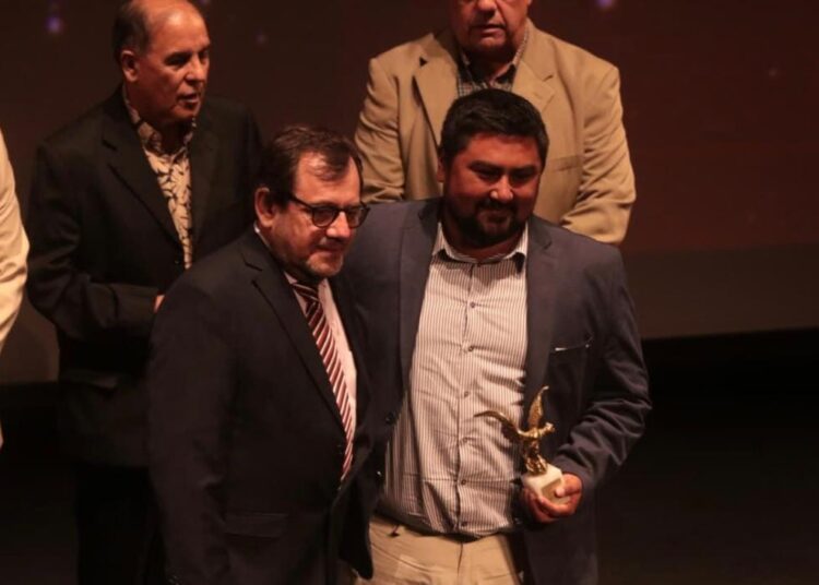 Uno de los nuestros fue galardonado: Pedro Pablo Herrera recibió importante premio nacional