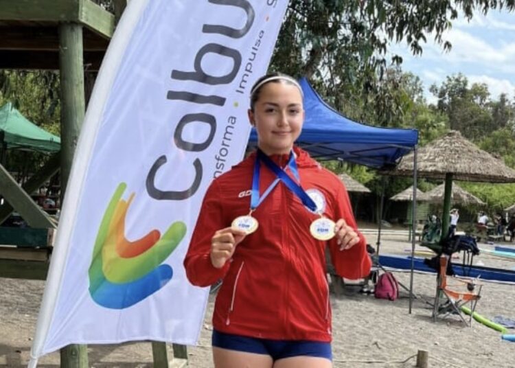 Agustina Díaz se colgó doble oro en Nacional de Canotaje en Lago Colbún