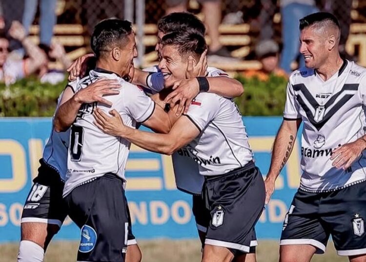 El Rojinegro ya habría cerrado un nuevo fichaje