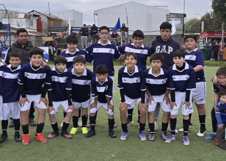 Proyecto del Gobierno Regional apunta al deporte formativo en niños y niñas en el Club San Máximo