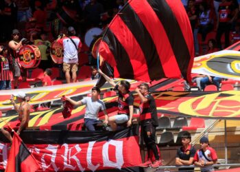 Rangers trabaja en la realización de la Noche Rojinegra ante rival internacional