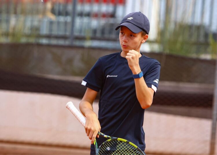 Facundo Henríquez inicia 2026 como número uno de Chile en la categoría U14